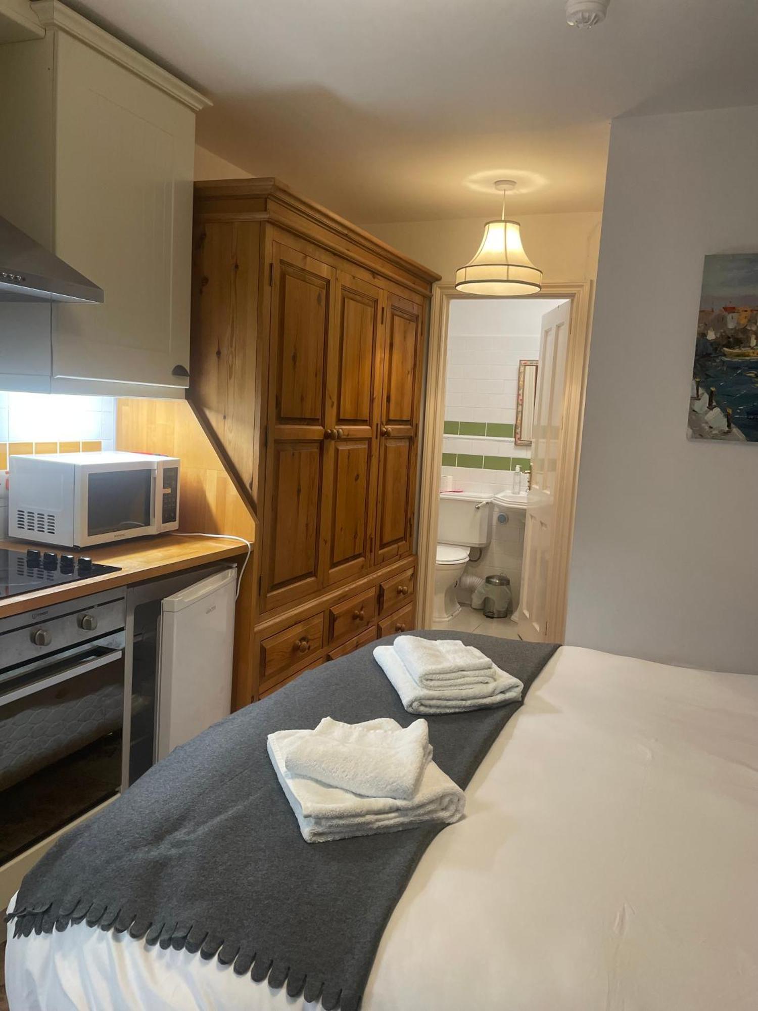 The Steam Packet Bed & Breakfast Литълхамптън Екстериор снимка